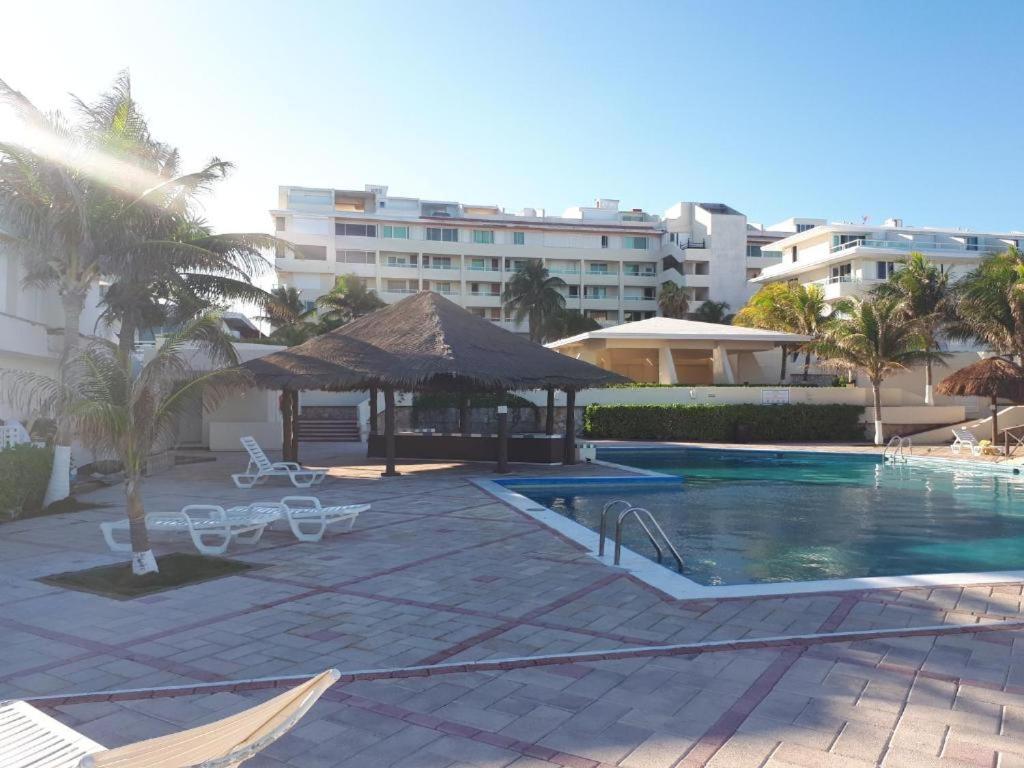 Departamentos Al Lado Del Mar En Zona Hotelera Cancun Luaran gambar