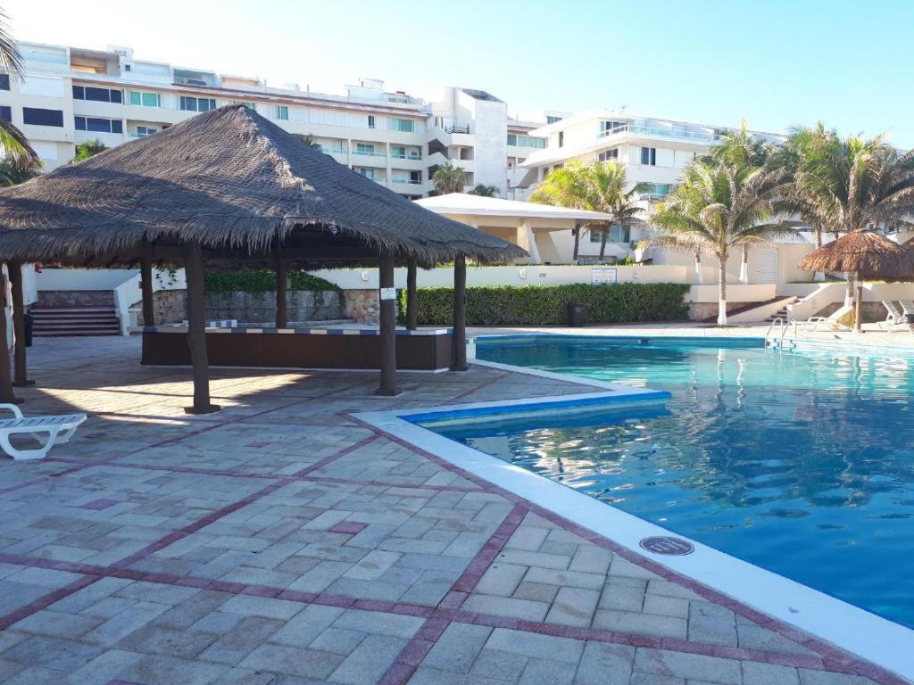 Departamentos Al Lado Del Mar En Zona Hotelera Cancun Luaran gambar