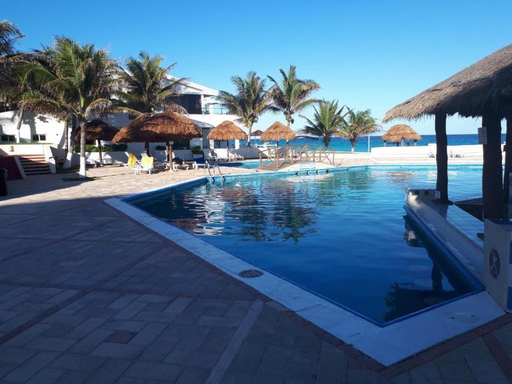 Departamentos Al Lado Del Mar En Zona Hotelera Cancun Luaran gambar